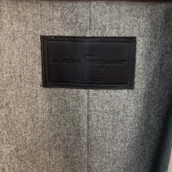 Salvatore Ferragamo Winter Trench Coat size 52 (M/L) - Picture 4 of 9